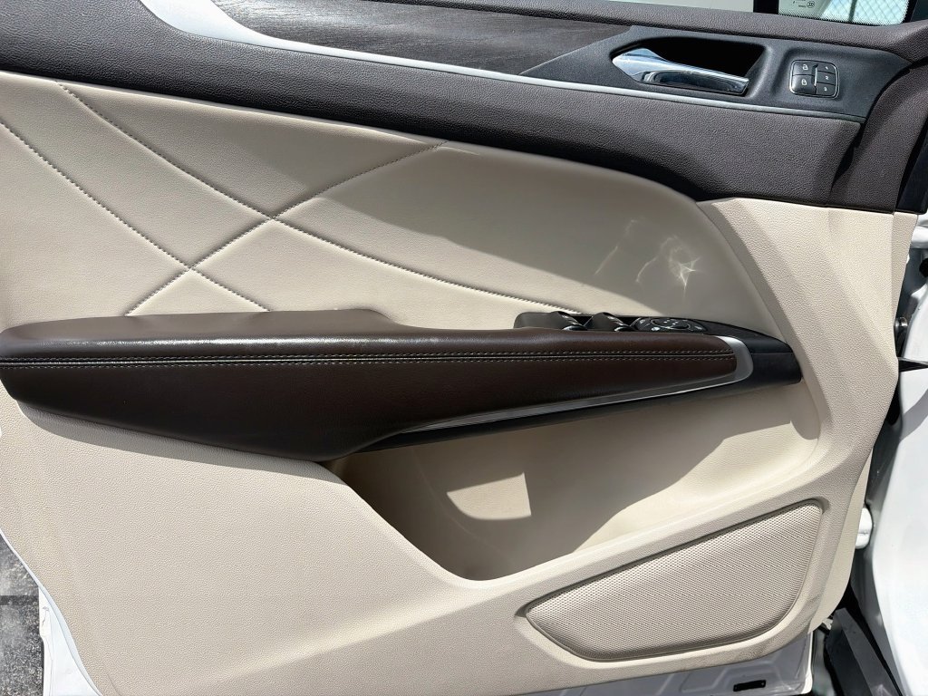 Used 2019 Lincoln MKC Reserve w/ MKC Climate Package AWD/4WD image 22