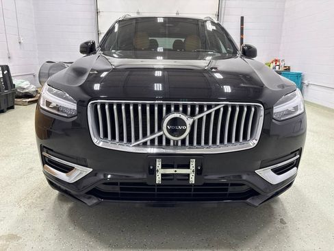 Used 2024 Volvo XC90 B6 Ultimate w/ Protection Package Premier AWD/4WD image 9