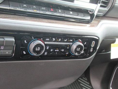 New 2026 Chevrolet Silverado 1500 LT w/ All Star Edition Plus image 28