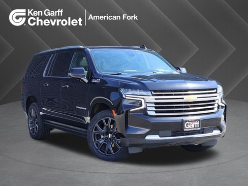 Used 2021 Chevrolet Suburban High Country w/ Premium Package AWD/4WD image 1