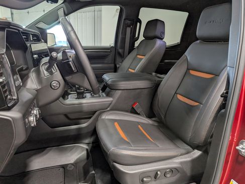 Used 2025 GMC Sierra 1500 AT4 w/ AT4 Premium Package image 13