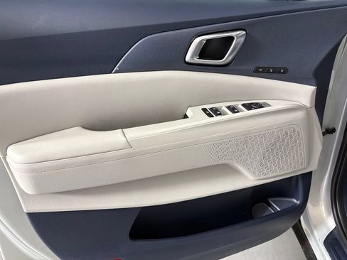 New 2026 Kia Carnival EX FWD image 14