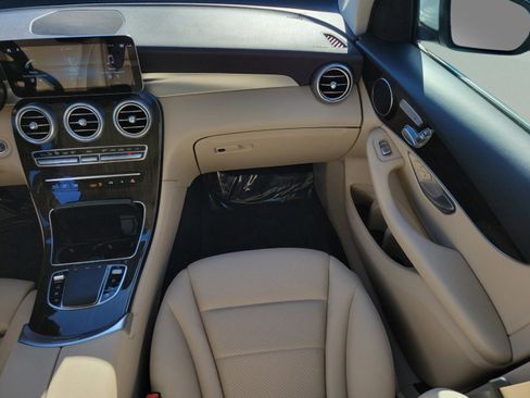 Certified 2022 Mercedes-Benz GLC 300 GLC 300 image 18