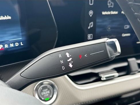 New 2026 Chevrolet Equinox LT w/ Convenience Package II image 18