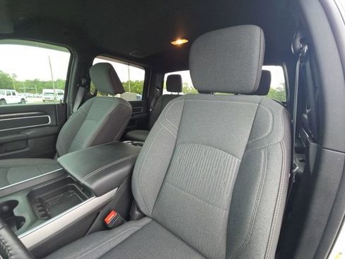 Used 2024 RAM 3500 Big Horn w/ Sport Appearance Package image 23