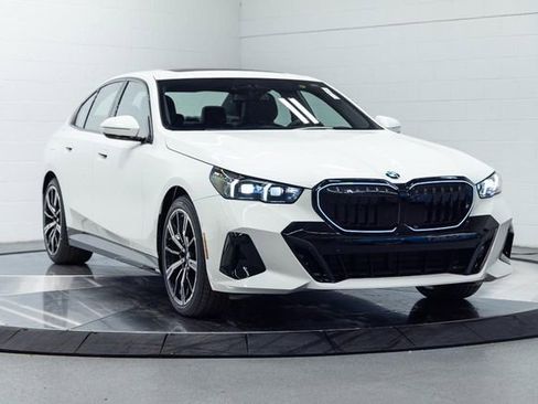 New 2027 BMW 540i xDrive AWD/4WD image 5