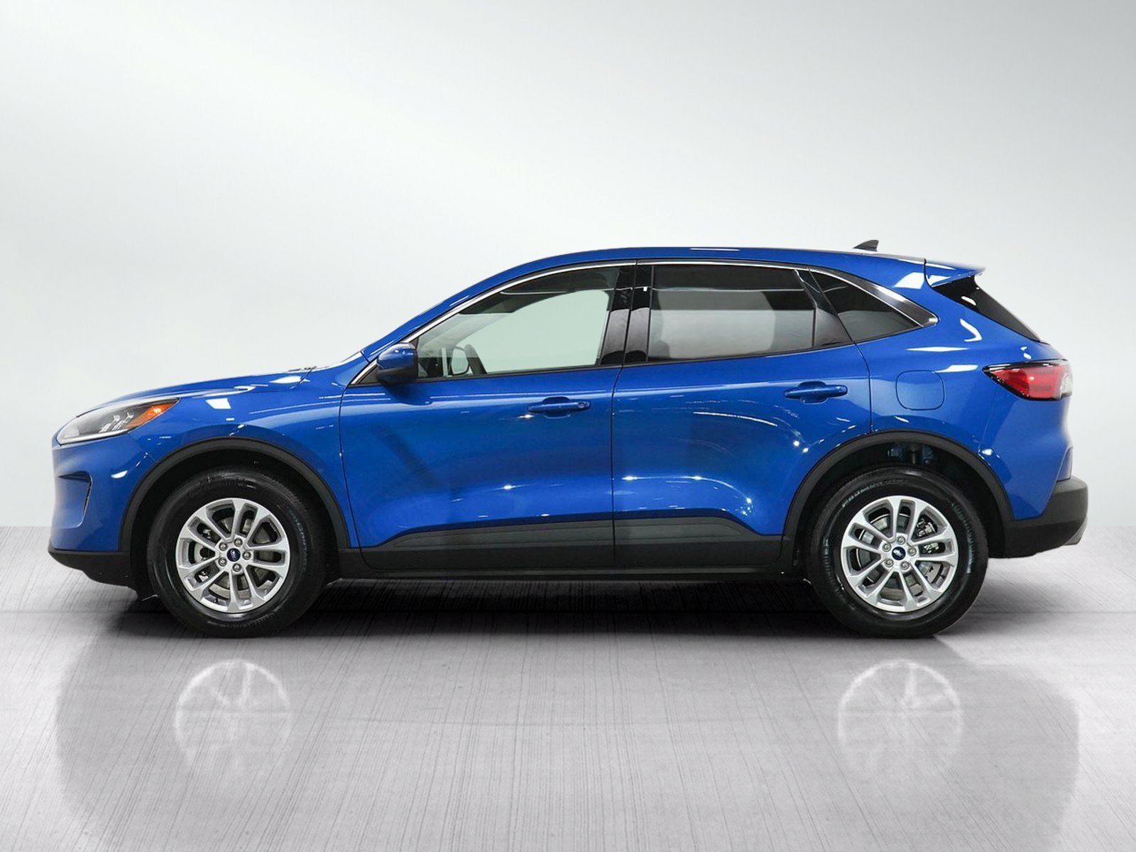 Used 2020 Ford Escape SE AWD/4WD image 2