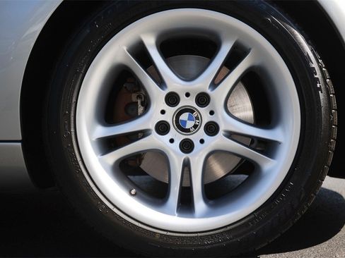 Used 2001 BMW Z8 image 16