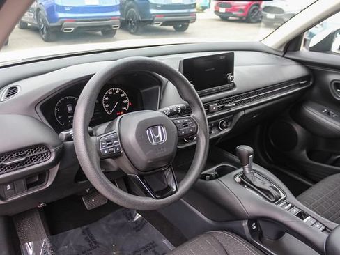 Used 2024 Honda HR-V LX image 23