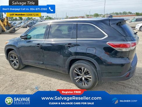 Used 2016 Toyota Highlander XLE AWD/4WD image 3