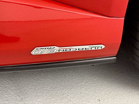 Used 2022 Lamborghini Huracan EVO RWD image 25