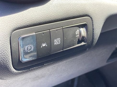 New 2025 Chevrolet Blazer EV RS image 20