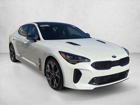 Used 2020 Kia Stinger GT1 image 3
