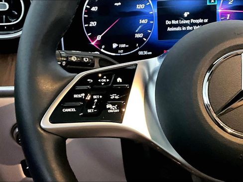 Certified 2024 Mercedes-Benz GLC 300 4MATIC image 24