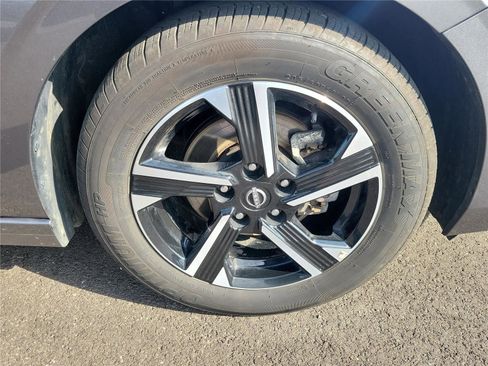 Used 2024 Nissan Sentra SV FWD image 6