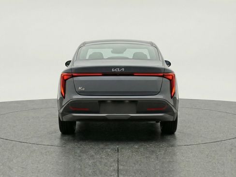 Used 2025 Kia K4 LXS image 7