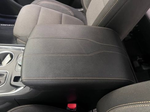 Used 2020 Chevrolet Traverse LT w/ Driver Confidence II Package image 25