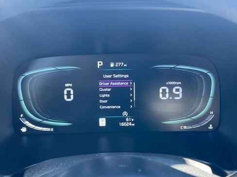 Used 2025 Kia Soul LX w/ LX Technology Package image 40