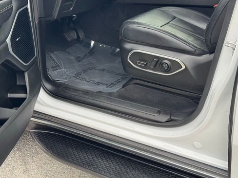 Used 2022 Jeep Wagoneer Series II image 28