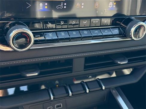 New 2026 Chevrolet Colorado LT w/ LT Convenience Package image 12