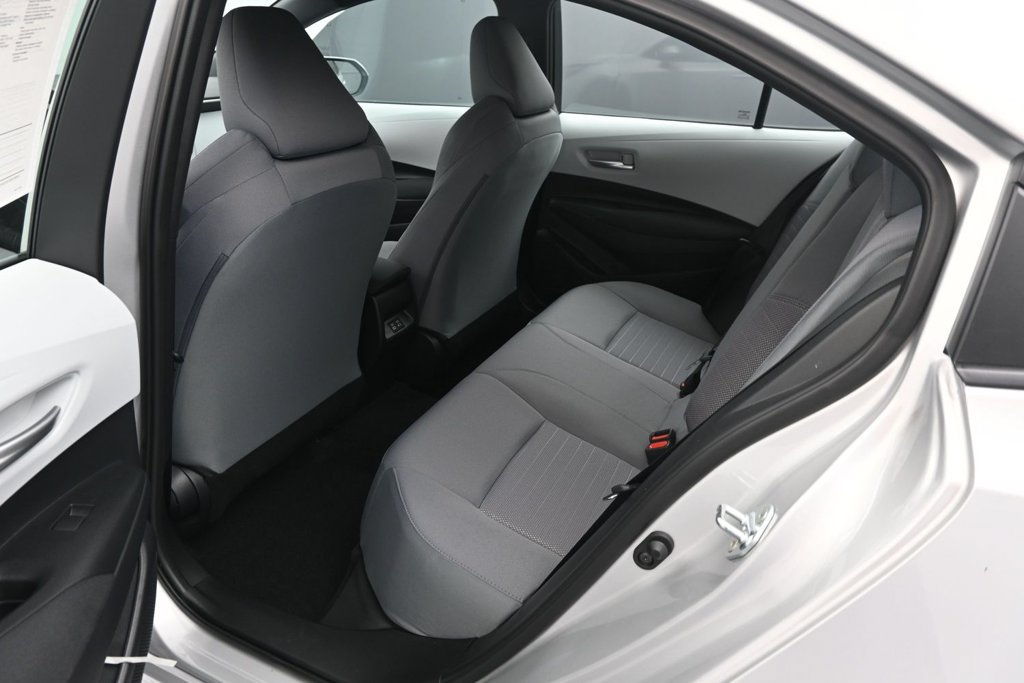 Used 2026 Toyota Corolla SE FWD image 14