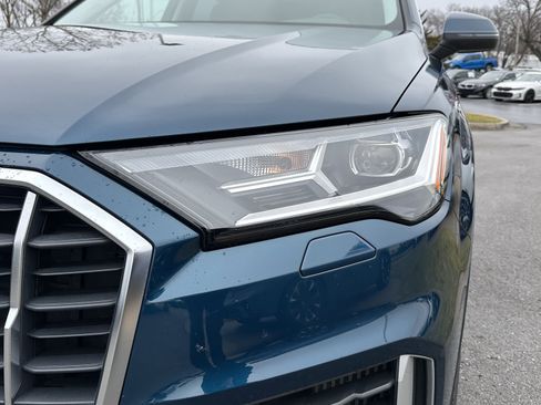 Used 2022 Audi Q7 Premium image 6