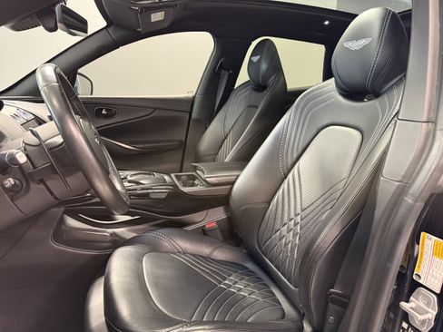Used 2021 Aston Martin DBX AWD/4WD image 7