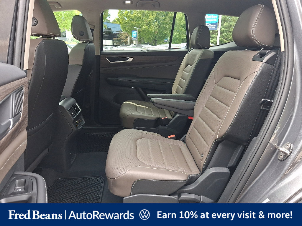Certified 2025 Volkswagen Atlas SEL AWD/4WD image 13
