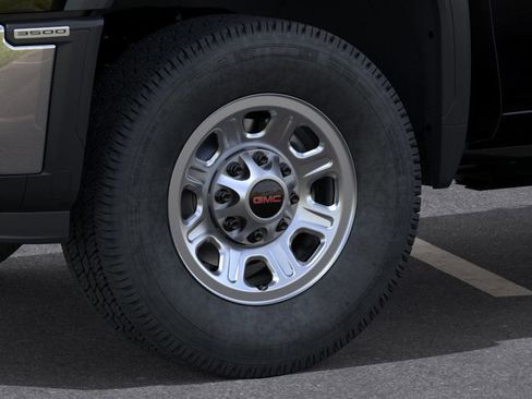 New 2025 GMC Sierra 3500 Pro image 9