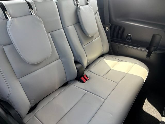 Used 2025 Ford Explorer Active w/ Active Comfort Package AWD/4WD image 15