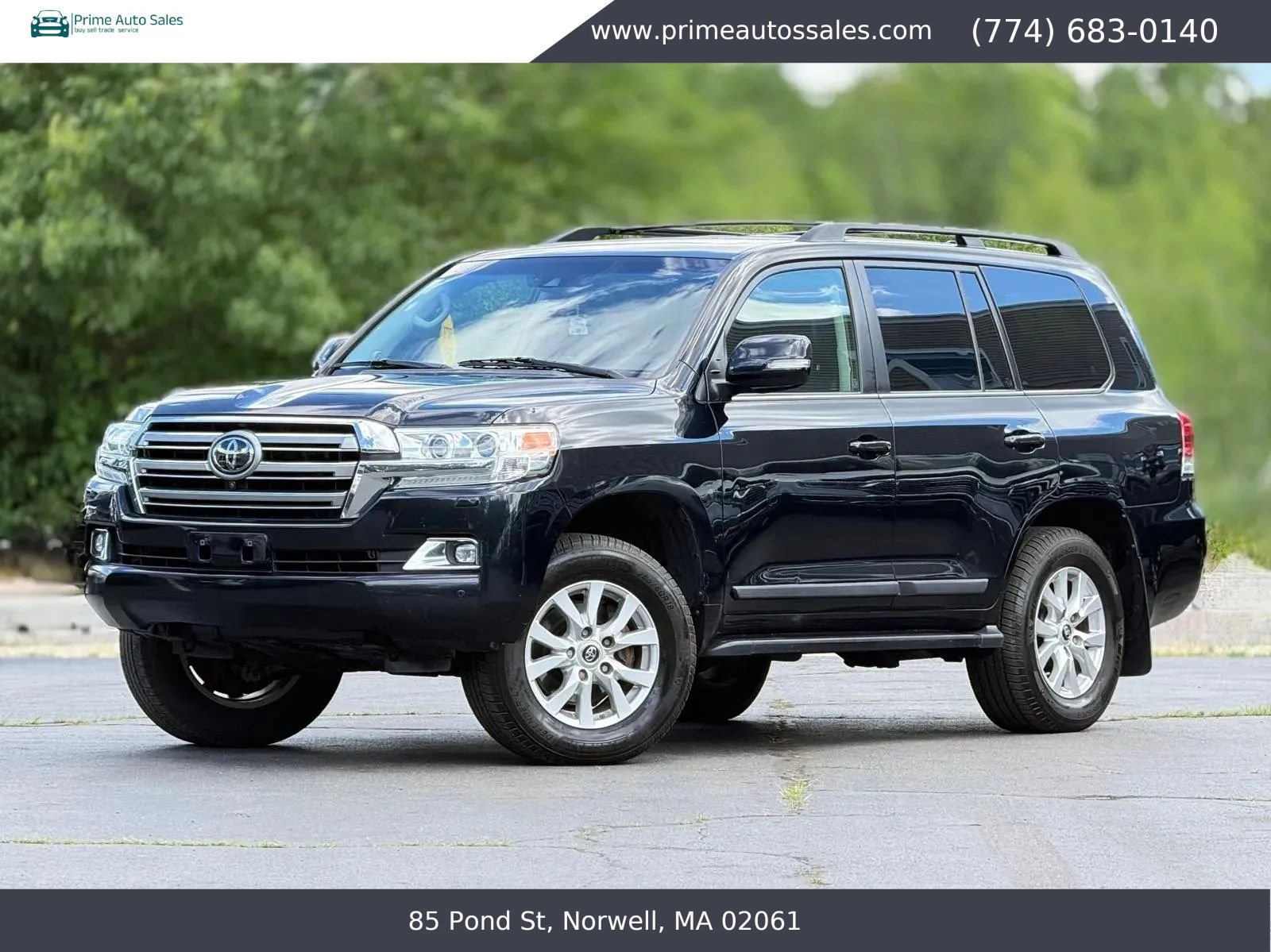 Used 2016 Toyota Land Cruiser w/ Four Season Floor Mat Package AWD/4WD image 4