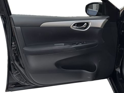 Used 2015 Nissan Sentra SV image 14