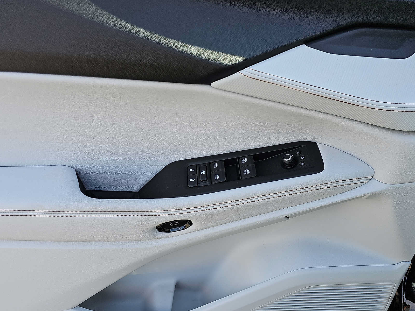 New 2026 Jeep Cherokee Limited AWD/4WD image 8