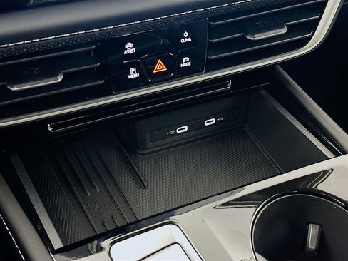 New 2026 Volkswagen Atlas SE image 15