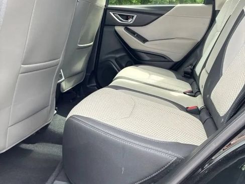 Used 2019 Subaru Forester Premium w/ All-Weather Package AWD/4WD image 14