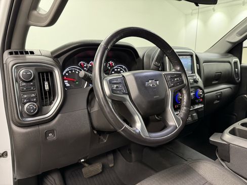 Used 2022 Chevrolet Silverado 1500 RST w/ Safety Package image 18