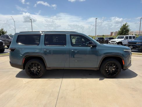 New 2026 Jeep Grand Wagoneer Limited AWD/4WD image 6