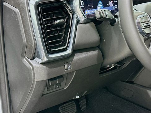 New 2026 GMC Canyon Elevation w/ Convenience Package image 10