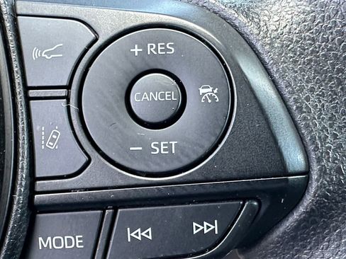 Used 2024 Toyota RAV4 LE AWD/4WD image 20