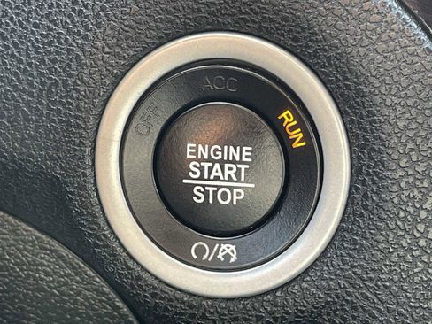 Used 2023 Chrysler 300 S image 21