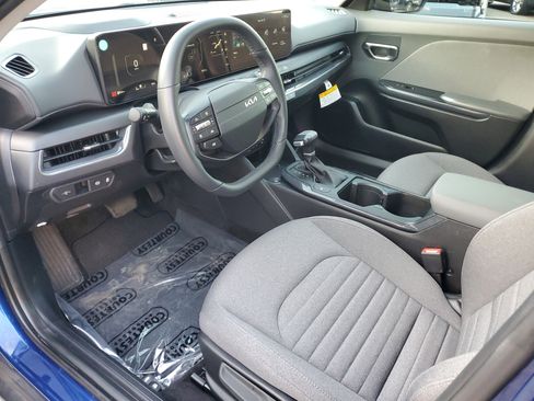 Used 2025 Kia K4 EX image 18