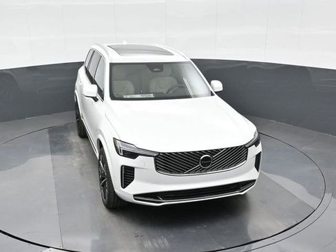 New 2026 Volvo XC90 T8 Plus w/ Protection Package Premier image 21