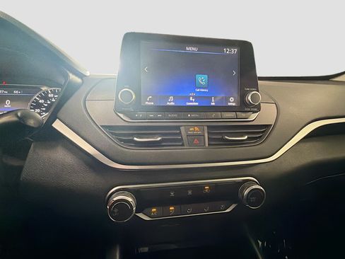Used 2021 Nissan Altima 2.5 SV FWD image 25