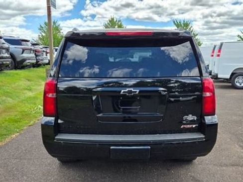 Used 2020 Chevrolet Suburban LT AWD/4WD image 7