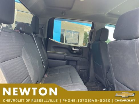 Used 2023 Chevrolet Silverado 1500 Custom AWD/4WD image 10