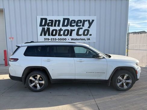 Used 2021 Jeep Grand Cherokee L Limited image 17