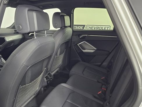 Used 2025 Audi Q3 2.0T Premium image 16