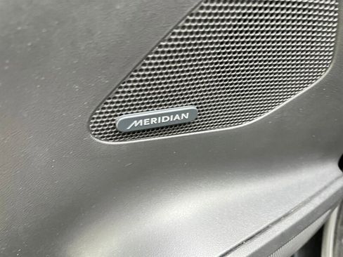 Used 2017 Jaguar F-PACE Prestige image 30