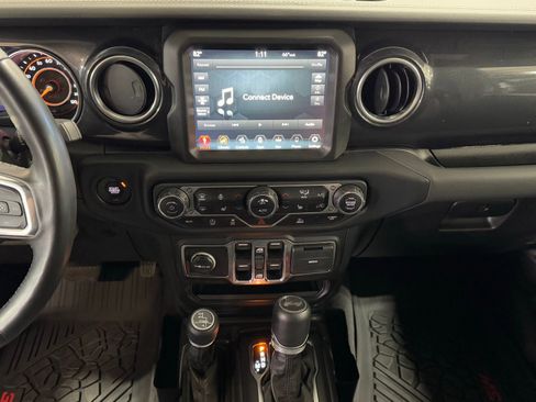 Certified 2023 Jeep Wrangler Unlimited Sahara image 26