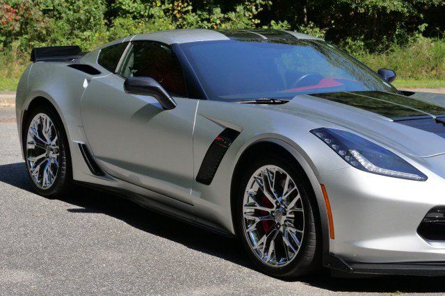 Used 2018 Chevrolet Corvette Z06 RWD image 46